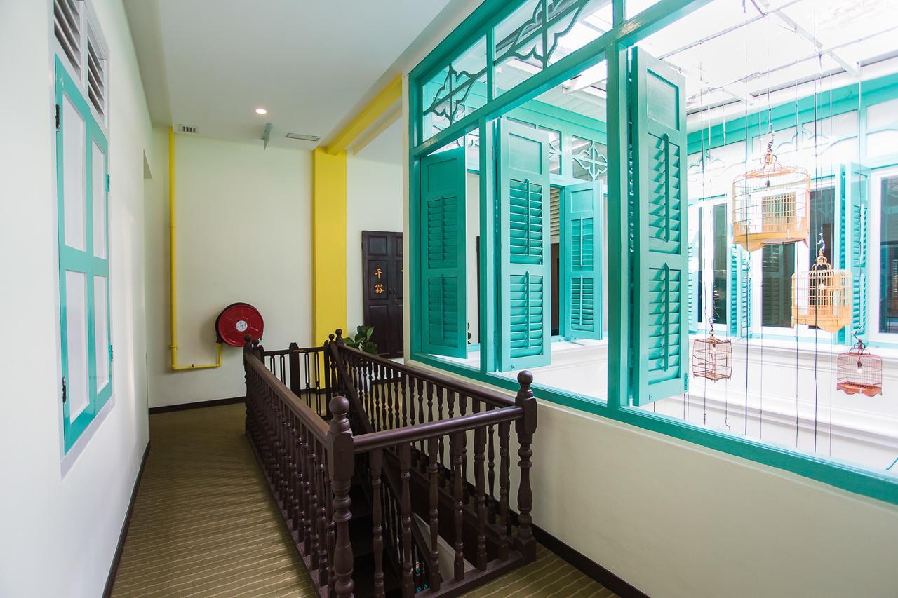Aava Malacca Hotel Exterior foto